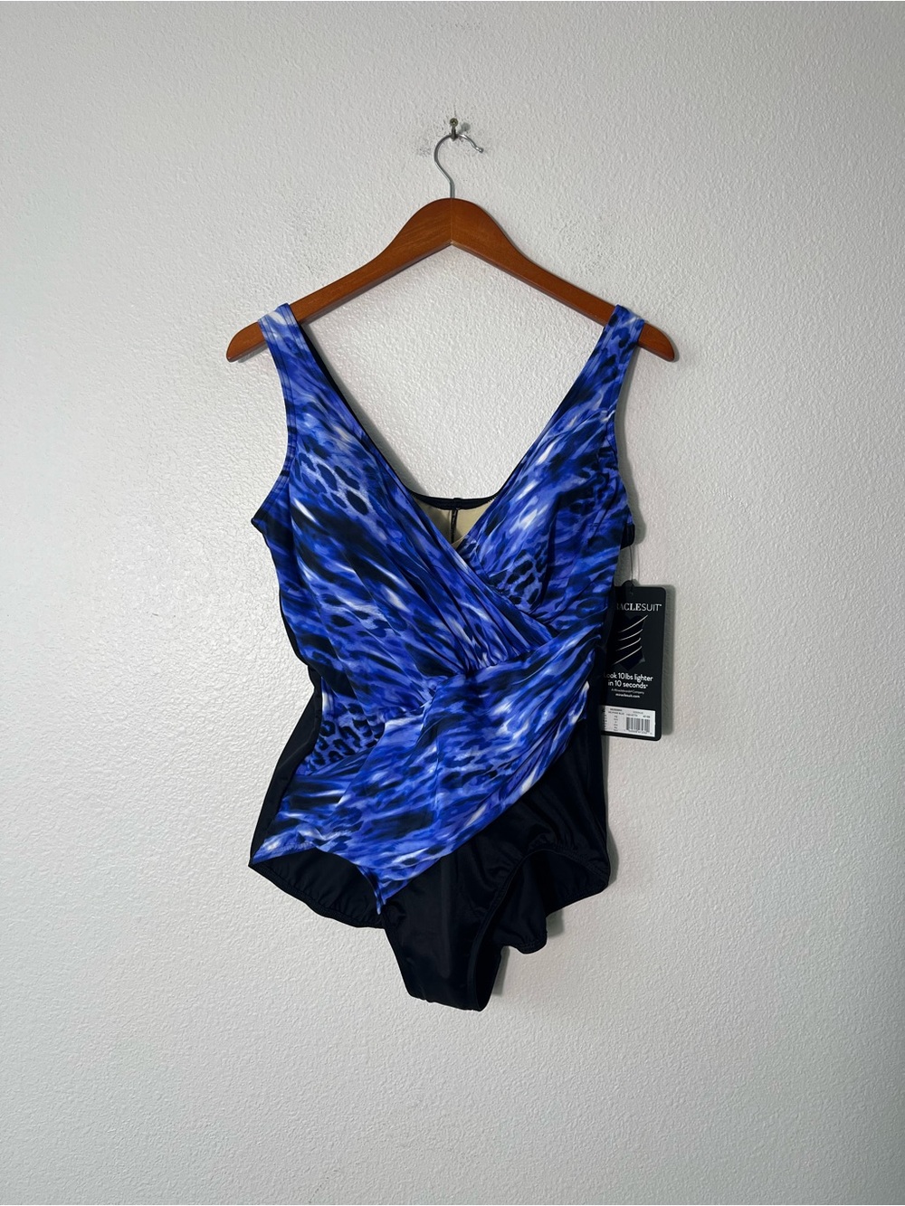 Miraclesuit Lynx Lazuli Oceanus One Piece Swimsuit Delphine Blue Size 20W NEW